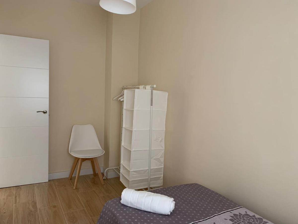 Apartamento En Granada Con Facil Aparcamiento En La Zona Buitenkant foto