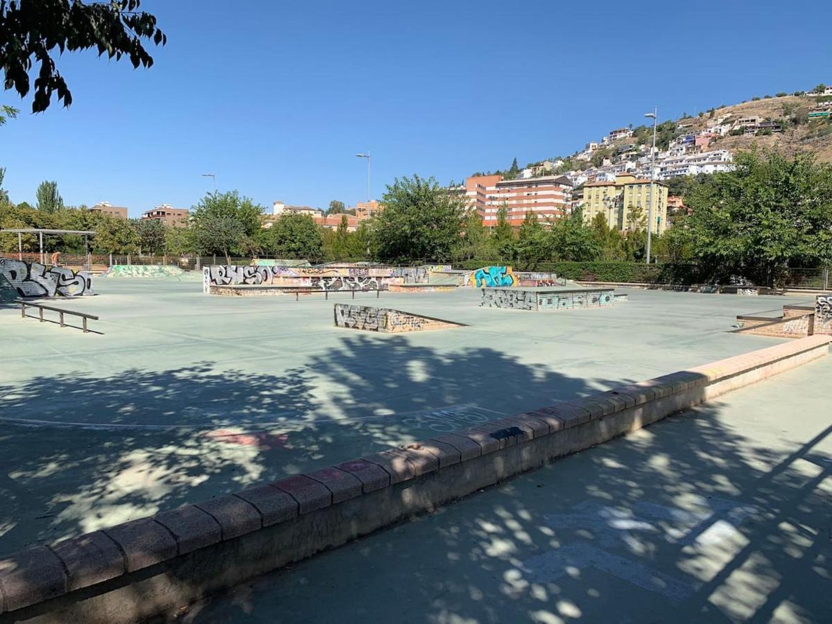 Casita En Granada Con Facil Aparcamiento En La Zona Villa Buitenkant foto